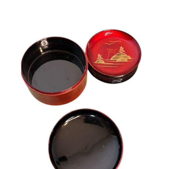 Japanese Red Gold Lacquerware Box and Coasters Set Vintage Set of 6 - Picture 4 of 9